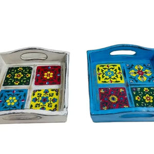 Plateaux de service en bois Art Déco faits à la main, lot de 2 (pour les occasions de mariage et de Diwali) - Product Image 1