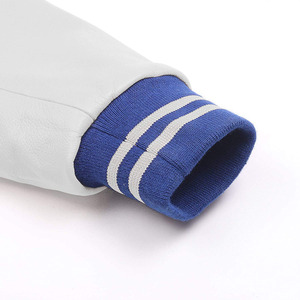 Chaqueta universitaria vintage clásica para exteriores más vendida Chaqueta universitaria de talla grande de color sólido Disponible en diferentes colores - Product Image 6