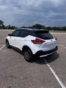 Pre-owned Clean 2019 Nissa-n kicks SR - Product Image 6