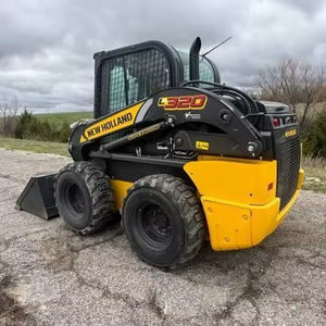 NEW HOLLAND L320 Minicargadoras de Ruedas con Bomba de Caja de Cambios y Rodamiento-2001-4000 Horas en Venta - Product Image 1