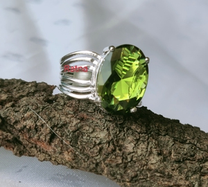 925 sterling Silver cổ điển Vòng tốt với hình bầu dục cắt Peridot đá quý cho tiệc cưới hoặc đồ trang sức kỷ niệm bán buôn - Product Image 1