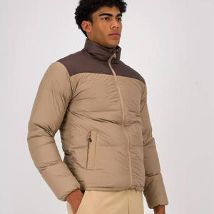 Blouson matelassé classique personnalisé |   Vêtement imperméable et isolé en gros |   Veste matelassée chaude pour l'hiver - Product Image 3