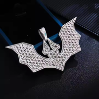 Colgante de murciélago de plata de ley con incrustaciones de moissanita negra y plateada, chapado en oro rosa, para hombre, joyería hip hop con diseño de alas llamativas, para fiesta