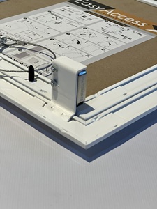 Trappe d'accès au plafond pour cloisons sèches Porte en aluminium affleurante pour l'entretien des systèmes CVC et des installations électriques - Product Image 5
