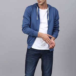 Sudadera con capucha de poliéster personalizada Relaxed Weekend Vibes Everyday Sudadera con capucha de poliéster con ajuste de rendimiento inspirado en el deporte - Product Image 4