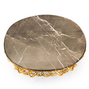 โต๊ะข้างทรงกลมหรูหราสไตล์ราชวงศ์ พร้อมท็อปหินอ่อนสีดำพรีเมียม และโครงไม้แกะสลักลายทองคำประณีต ตกแต่งสไตล์พระราชวัง - Product Image 3