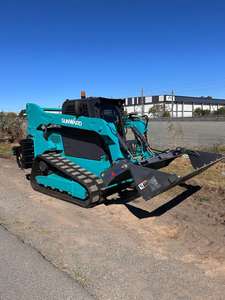 Livraison gratuite SUNWARD SWTL4528 EPA CE approuvé Skid Steer Loader Eaton hydraulique cylindre noyau moteur pompe boîte de vitesses Gear Plc - Product Image 3