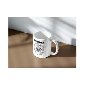 แก้วน้ำลายโลโก้ Ramones ขนาด 200 มล. ดีไซน์ทันสมัยลายการ์ตูน เหมาะสำหรับเป็นของขวัญส่งเสริมการขายสำหรับร้านกาแฟ ร้านกาแฟ วันพ่อ งานเทศกาลอ็อกโทเบอร์เฟสต์ และวันฮาโลวีน - Product Image 2