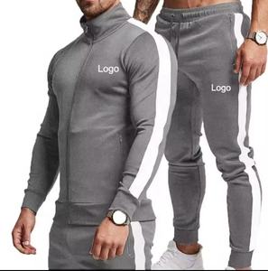 Venta al por mayor 100% conjuntos de Jogger de algodón para los hombres con logotipo personalizado bordado sudaderas con capucha y pantalones de chándal elegantes pantalones de correr de invierno - Product Image 3