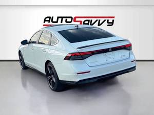 Autos Honda Accord Hybrid Sport Sport 4dr Sedan usados con volante a la izquierda y a la derecha en venta - Product Image 3