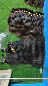 Cheveux humains Remy naturels indiens ondulés noirs de 24 pouces, épais, doux et soyeux, double trame machine pour la confection de perruques et extensions – Le meilleur choix - Product Image 5