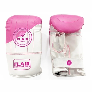 Gants de karaté de haute qualité avec logo personnalisé, mitaines d'entraînement légères et imperméables pour arts martiaux - Product Image 1