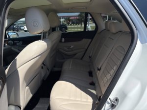 Limpiar seminuevo 2021 Merce_des Benzz GLC 300 AWD 4MATIC - Product Image 5