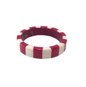 Bracelet en résine de qualité supérieure personnalisé fait à la main pour les femmes bijoux bracelets haute qualité résine gros bracelet le plus vendu - Product Image 1