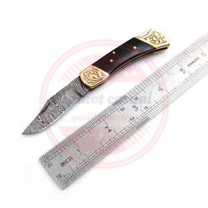 Couteau de poche pliant en acier damas en gros | Couteau de chasse pliant professionnel avec manche en bois à vendre - Product Image 6