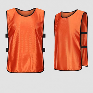 Compre al por mayor Chaleco de entrenamiento de fútbol personalizable chaleco reflectante de alta calidad Baberos de entrenamiento - Product Image 2