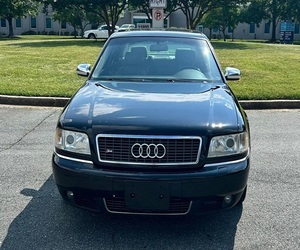 Gran Oferta, Negocio Excelente: Audi S8 2001 Listo para Enviar - Product Image 1