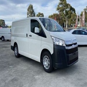 Autobuses HiAce Usados de 2002 a 2026, 15 Asientos, Gasolina, Automáticos, Aire Acondicionado, Volante a la Izquierda, Faros Halógenos, Neumáticos R16 en Venta - Product Image 4