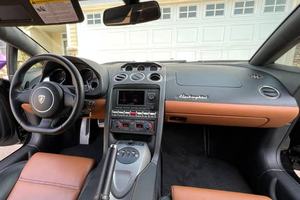 LAMBORGHINI GALLARDO LP560-4 COUPÉ 2012 EXTREMADAMENTE LIMPIO, 552 HP, V10, TRACCIÓN EN LAS CUATRO RUEDAS, LISTO PARA ENVIAR - Product Image 4