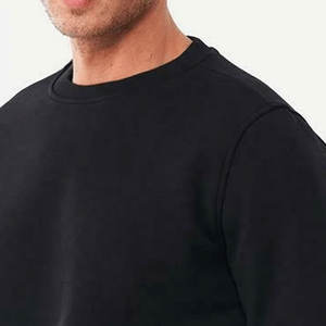 Sudadera Moderna para Hombre, Color Negro Sólido, Estilo Urbano, Suave y Cálida, Cuello Redondo, Sudadera para Hombre de Maven Togs - Product Image 6