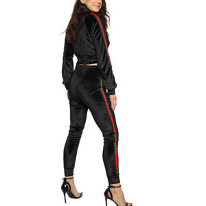 Calidad Premium Logotipo personalizado Mujer 2025 Tendencia Moda Tasa de fábrica Tops cortos Casual Solid Fleece Chándales Invierno Rápido - Product Image 6