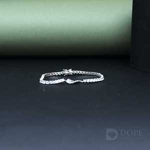 Pulsera de diamantes con diseño de mariposa para mujer en plata de ley 925 con diseño exclusivo y para regalo de cumpleaños - Product Image 4