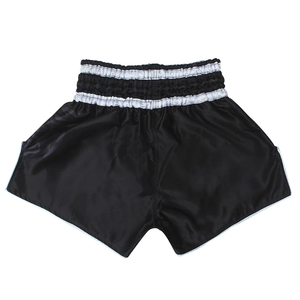 Shorts de Muay Thai personnalisés avec logo imprimé, fabriqués par un fabricant OEM, shorts de combat de qualité supérieure, confortables et personnalisables. - Product Image 1