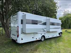 Camping-car de haute qualité, grand espace de vie, caravane pour le camping et les voyages en voiture - Product Image 6