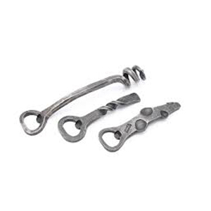 Abrebotellas de hierro forjado hecho a mano - Product Image 4