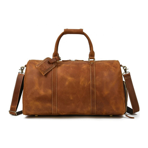 Grand sac polochon en cuir véritable imperméable personnalisé léger et décontracté avec fermeture éclair pour hommes femmes week-end voyage sport nuit - Product Image 2