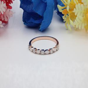 Alliance d'éternité classique en or massif 14k avec diamant rond marquise certifié IGI empilable de vrais diamants - Product Image 1