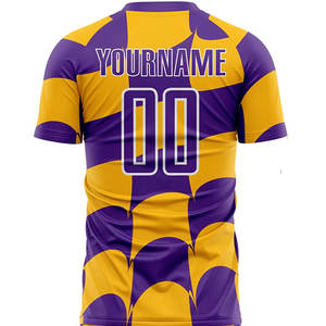 Tenue de sport de football personnalisée en usine avec maillot et short de football entièrement sublimés - Product Image 5