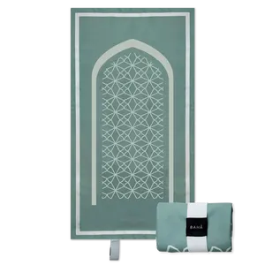 Wholesale Compact Outdoors Water Resistant Polyester Pocket Sized Rectangular Polyester Classic BAHA Portable Prayer Mat Islamic