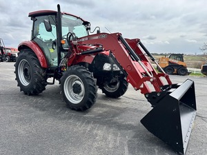 Tracteur Case IH Farmall 65C 2025 avec pompe moteur et boîte de vitesses, composants essentiels inclus, disponible à la vente - Product Image 2