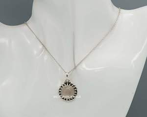 925 Argent Sterling Mois de Janvier Pierre de Naissance Quartz Rose avec Lunette Réglage Fleur Style Charme Pendentif - Product Image 5