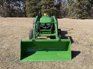 New/Used Johnn Deeere 4066M <b>Walking</b> Tractor Stock Used 65HP Automatic Pump Engine Gearbox Agricultural <b>Machinery</b> Wholesale - Product Image 3