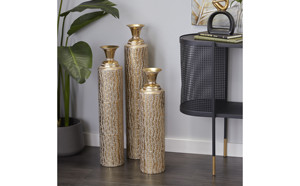 Vase de table en métal doré de différentes tailles et formes, parfait pour la décoration intérieure élégante et les accessoires d'intérieur élégants - Product Image 6