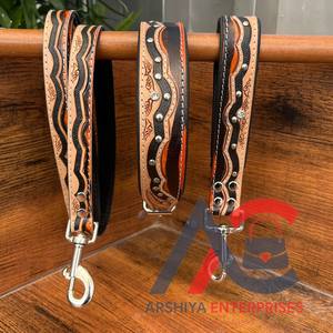 ชุดปลอกคอสุนัขหนังแท้สำหรับฝึกสุนัขแบบถือปลอกคอสุนัขแบบพกพา - Product Image 1