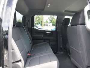 Silverado 1500 LT 2023 Usada, Cabina Doble, Tracción en las Cuatro Ruedas, Volante a la Izquierda, Ruedas de Acero, Asientos de Cuero, Sistema de Navegación, Asientos con Calefacción, Techo Corredizo - Product Image 4