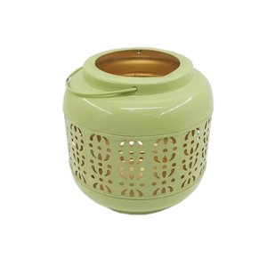 Lanternes à bougie en métal fini vert au design personnalisé pour la maison et le jardin, éclairage, décoration, lanterne de sol en vrac faite à la main - Product Image 5