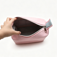 Sac de maquillage en toile de coton marron OEM avec sangle bleue contrastante et poignée supérieure, trousse de toilette de voyage pour produits de soin de la peau, vente en gros