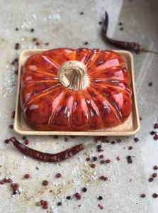 Vente en gros d'artisanat en métal Rangement nordique Bestseller Plateau de service industriel vintage en forme de dôme en verre et métal en forme de piment rouge - Product Image 5
