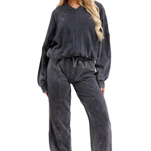 Pantalones de chándal de algodón de invierno y Sudadera con capucha Jogger Custom Plain Women Sweatsuit Chándal Crewneck Sweatshirt Set - Product Image 1