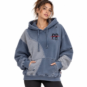 Sweat-shirt oversize tendance pour femme, effet usé, finition vintage, tissu confortable et décontracté. - Product Image 1