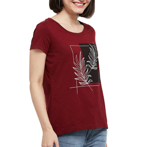 เสื้อยืดคอกลมสำหรับผู้หญิงฤดูร้อนออกแบบโลโก้ตามท้องถนน - Product Image 4