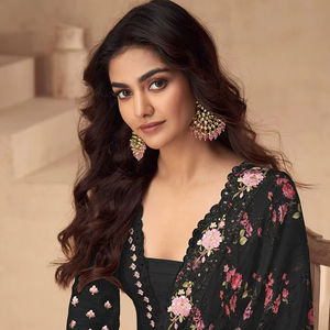 Conjunto de Salwar Negro con Bordado Floral para Mujer, con Dupatta Estampada, Secado Rápido, Diseño de Fiesta, Traje Étnico - Product Image 1