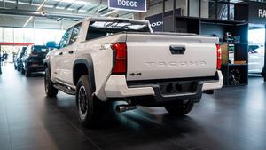 A YOTA Tacoma TRD fuoristrada Premium 4x4, cambio TURBO automatico 2.4l - Product Image 6