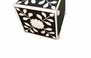Elegante soporte de tejido de madera con incrustaciones de hueso moderno ecológico hecho a mano para oficina y espacios de vida - Product Image 2