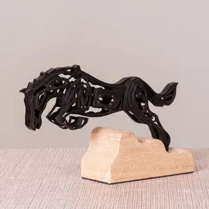 Black Horse Running Escultura humana Decoración de mesa Diseño atractivo Escultura de aluminio Mesa de calidad premium - Product Image 5