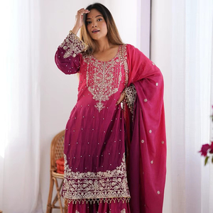 Nouvelle collection 2025 : Ensemble Salwar Kameez élégant et chic pour mariée, avec chemise à manches longues, dupatta et sharara, style indien/pakistanais - Product Image 1